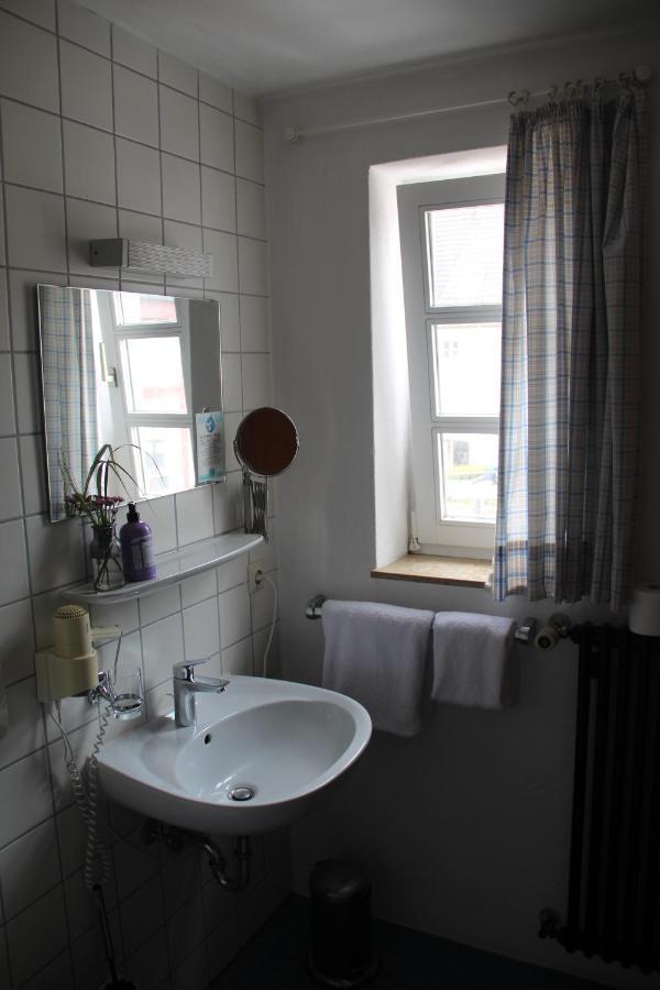 Schildwirtschaft Zum Rothen Ochsen Hotel Laupheim Kültér fotó
