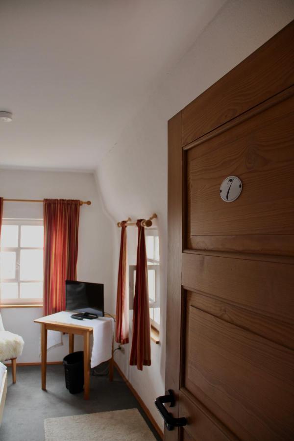 Schildwirtschaft Zum Rothen Ochsen Hotel Laupheim Kültér fotó
