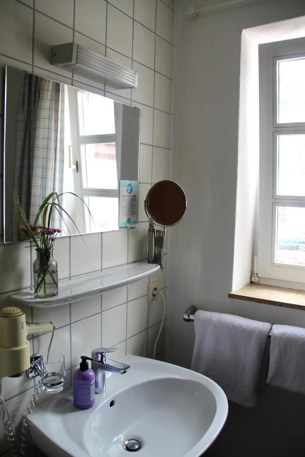 Schildwirtschaft Zum Rothen Ochsen Hotel Laupheim Kültér fotó