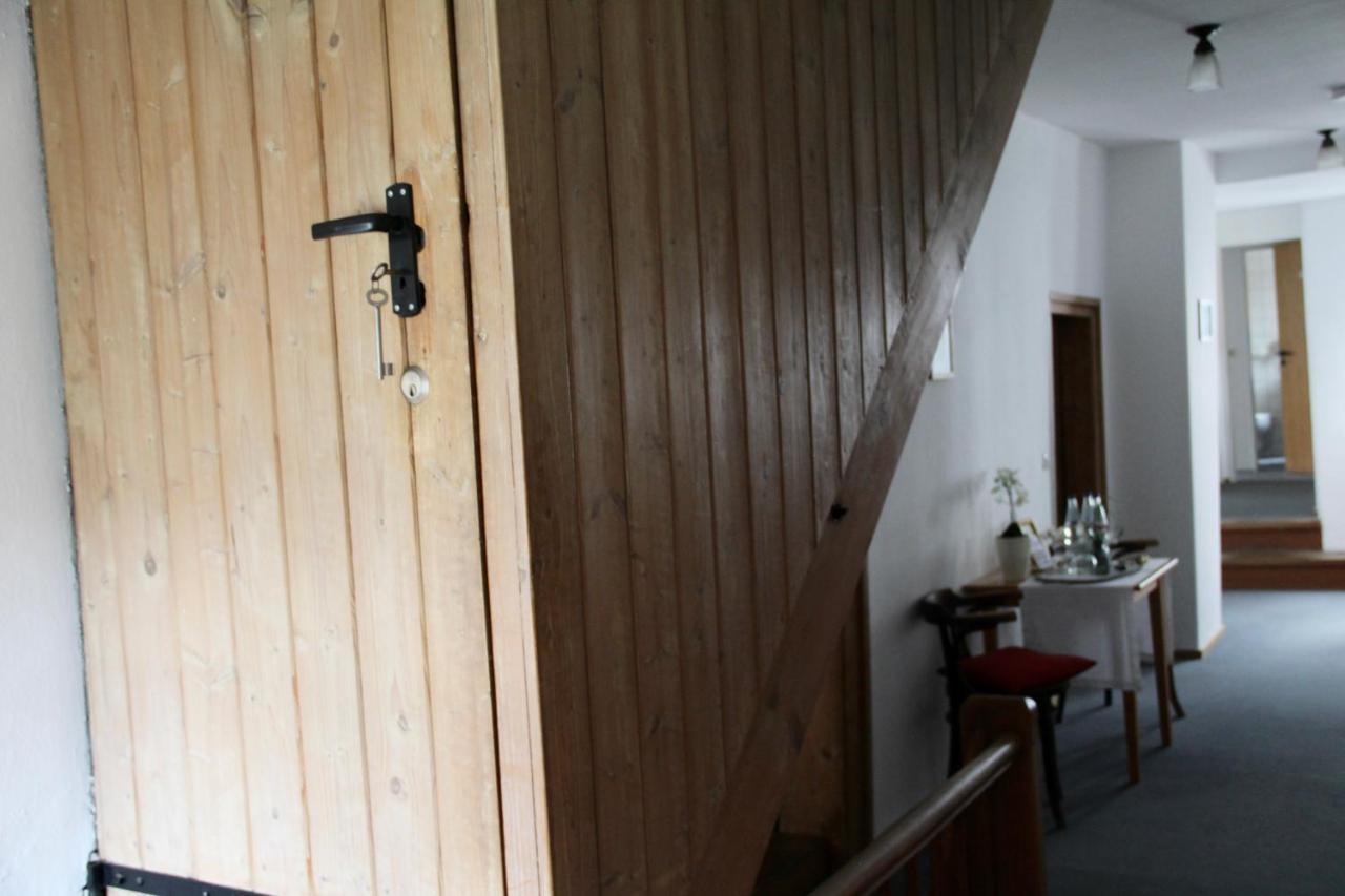 Schildwirtschaft Zum Rothen Ochsen Hotel Laupheim Kültér fotó
