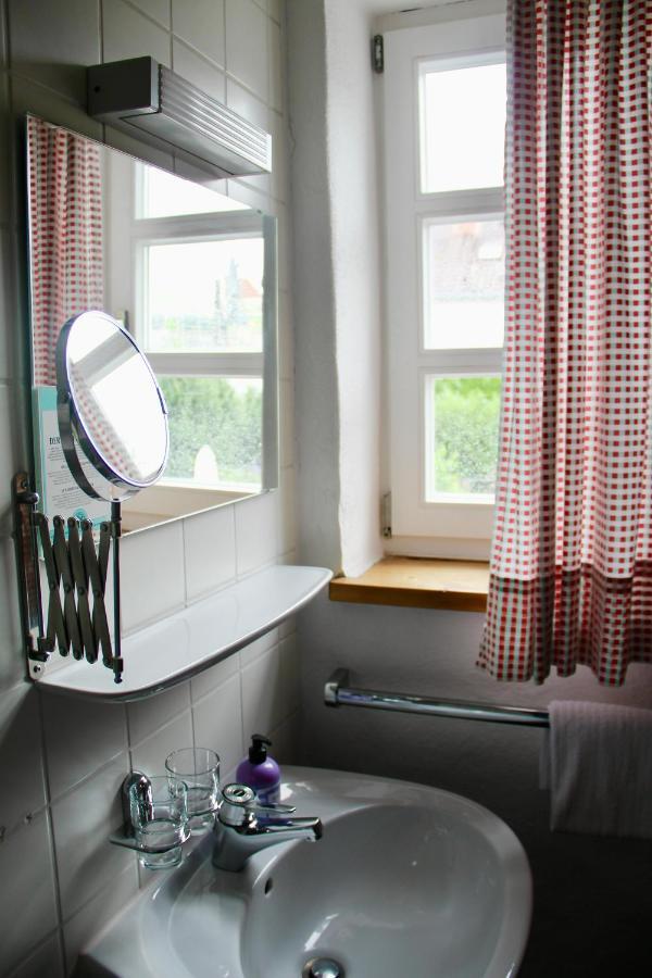 Schildwirtschaft Zum Rothen Ochsen Hotel Laupheim Kültér fotó