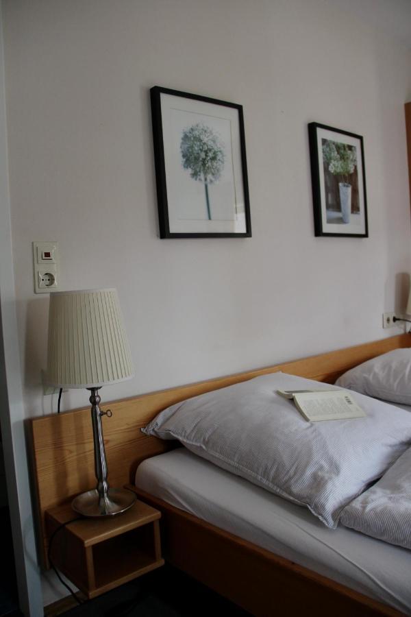 Schildwirtschaft Zum Rothen Ochsen Hotel Laupheim Kültér fotó