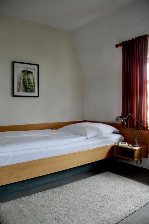 Schildwirtschaft Zum Rothen Ochsen Hotel Laupheim Kültér fotó